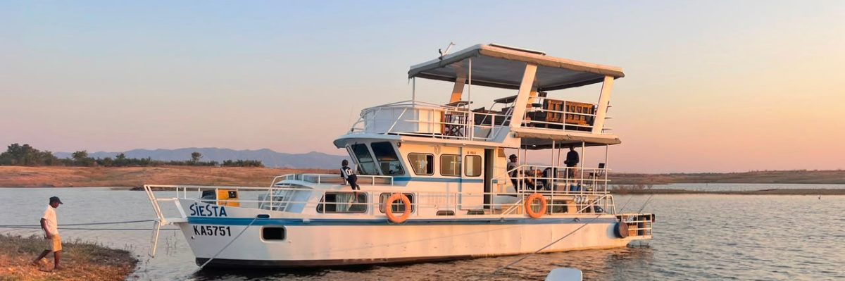 Siesta Houseboat